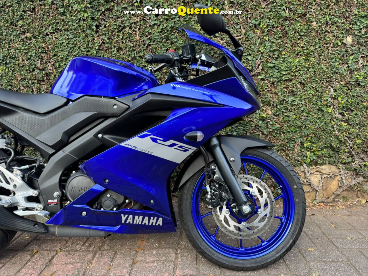 YAMAHA    R15 ABS   AZUL 2024 150 GASOLINA - Loja