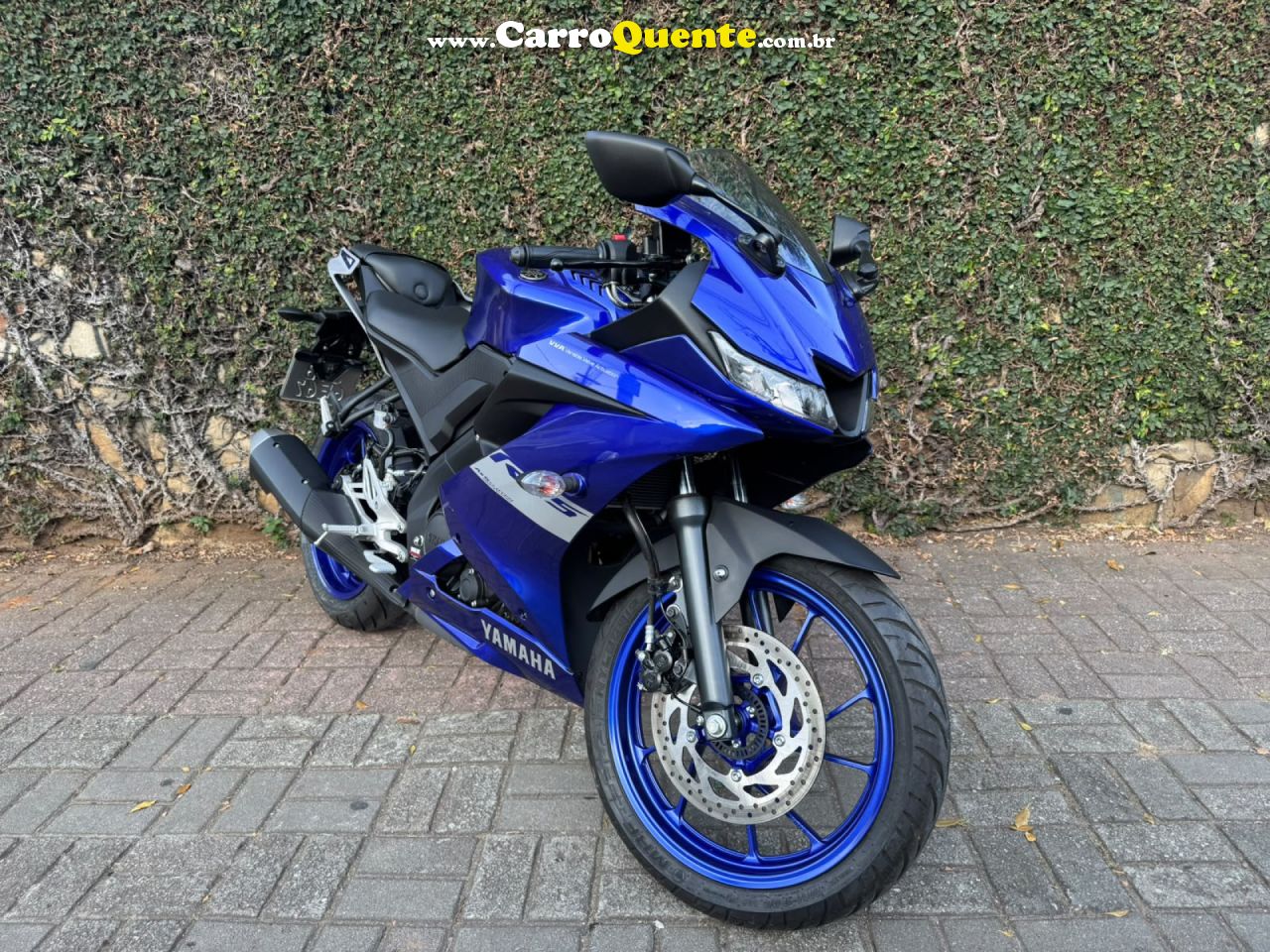 YAMAHA    R15 ABS   AZUL 2024 150 GASOLINA - Loja