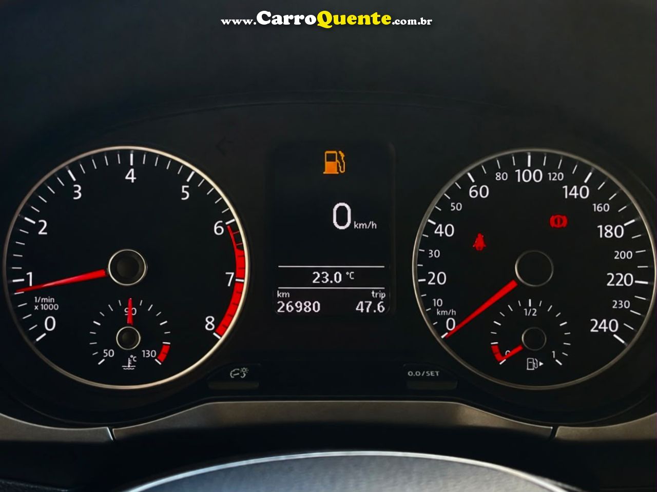 VOLKSWAGEN   FOX XTREME TOP DE LINHA COM BAIXISSIMA KM OTIMO ESTADO   CINZA 2021 1.6 FLEX - Loja