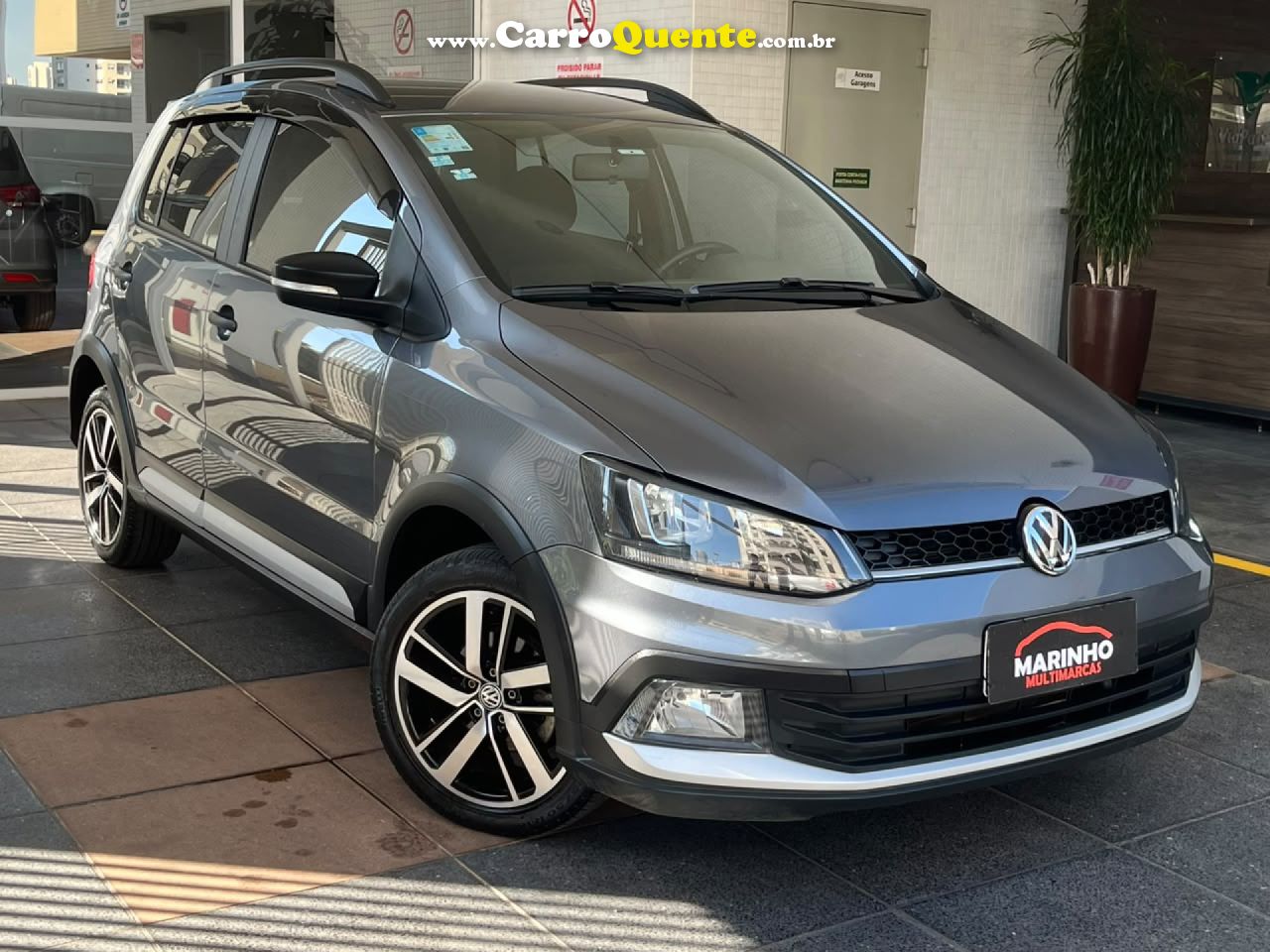 VOLKSWAGEN   FOX XTREME TOP DE LINHA COM BAIXISSIMA KM OTIMO ESTADO   CINZA 2021 1.6 FLEX - Loja