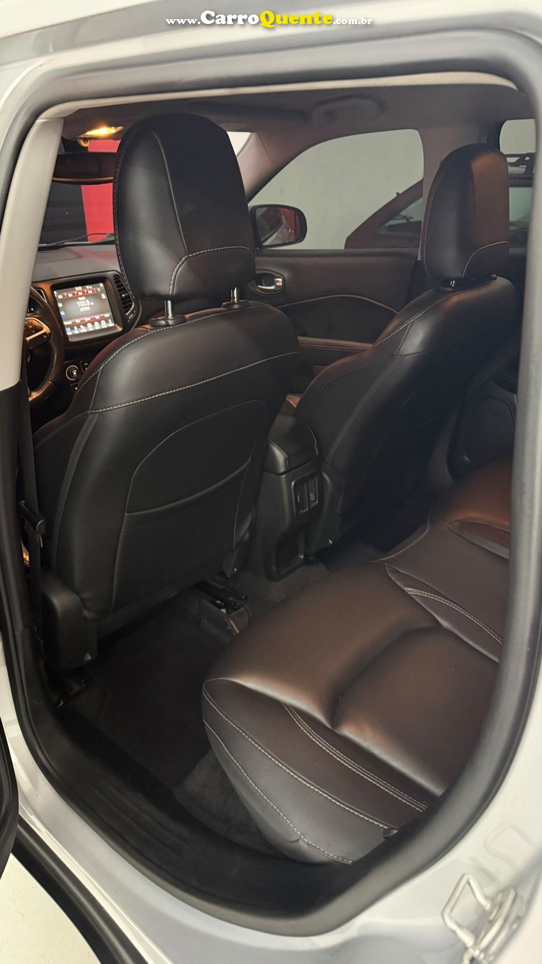 JEEP   COMPASS LONGITUDE 2.0 4X2 FLEX 16V AUT.   PRATA 2017 2.0 FLEX - Loja