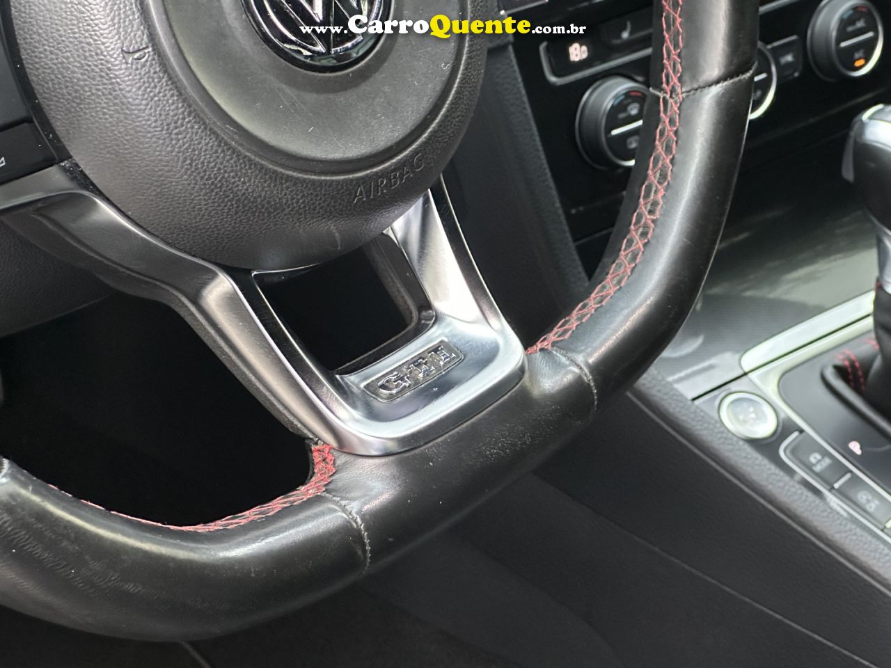 VOLKSWAGEN   GOLF GTI 2.0 TSI 220CV AUT.   PRETO 2014 2.0 GASOLINA - Loja