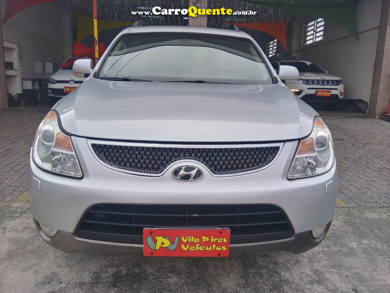 HYUNDAI   VERACRUZ GLS 3.8 4WD AUT.   PRATA 2010 3.8 GASOLINA - Loja