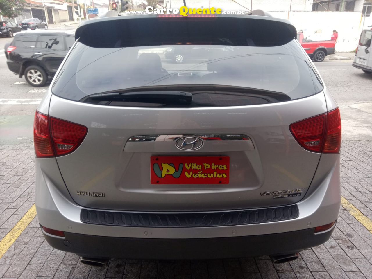 HYUNDAI   VERACRUZ GLS 3.8 4WD AUT.   PRATA 2010 3.8 GASOLINA - Loja