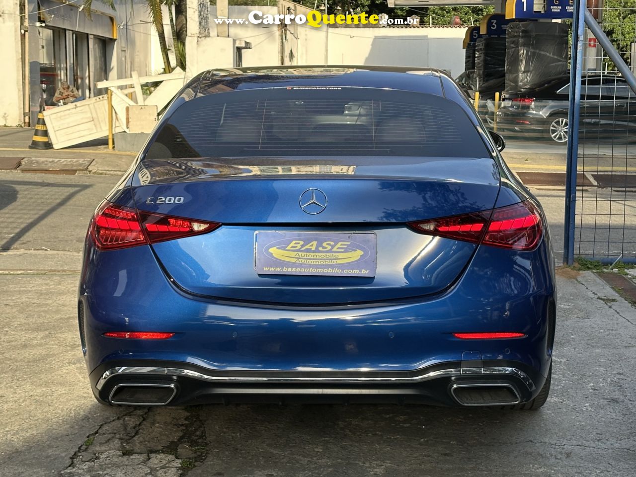 MERCEDES-BENZ   C-200 AMG LINE EQ BOOST 1.5 TB (HIB.)   AZUL 2022 1.5 GASOLINA E ELÉTRICO - Loja