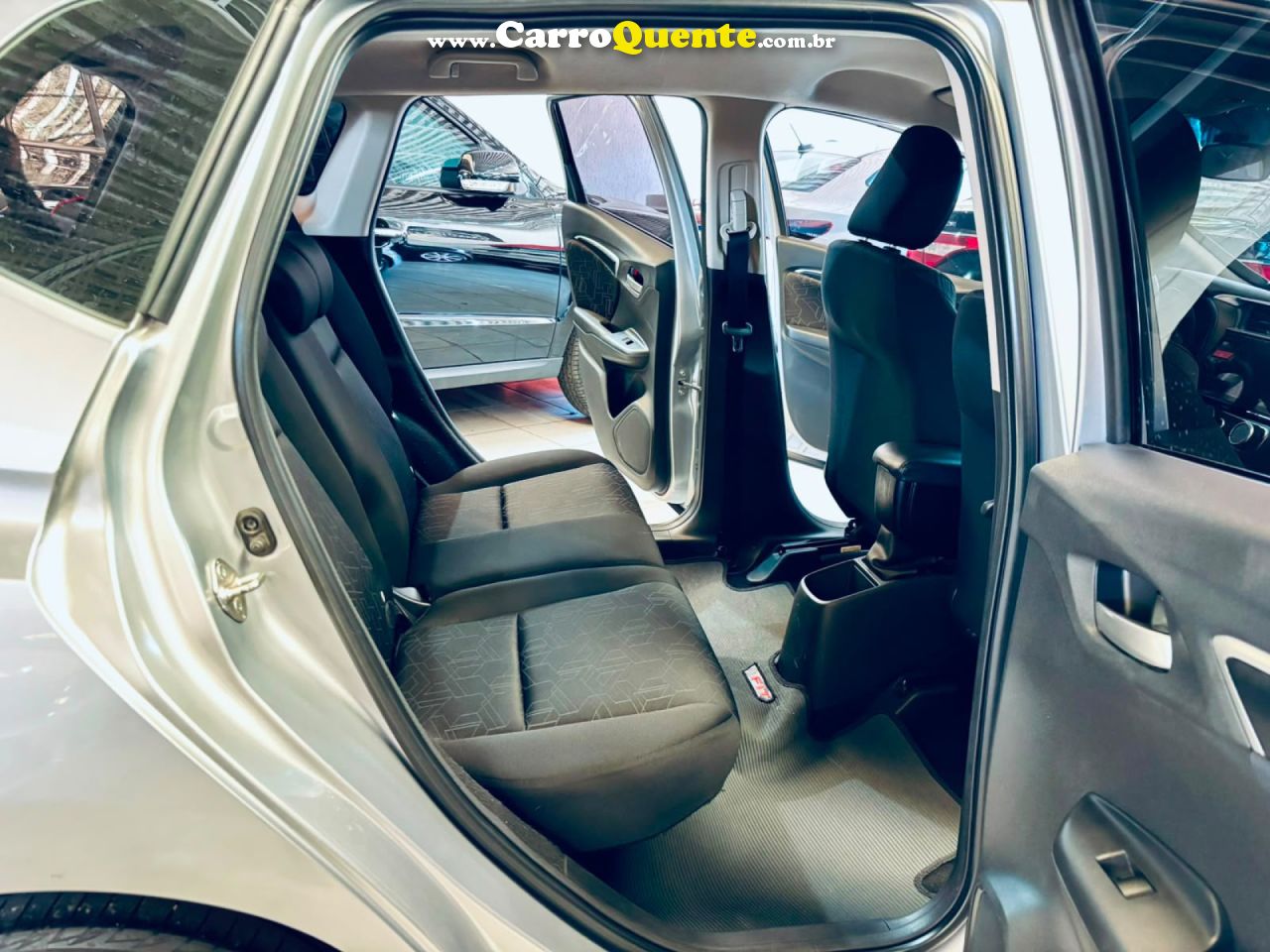 HONDA   FIT LX 1.5 FLEXONE 16V 5P AUT.   PRATA 2017 1.5 FLEX - Loja