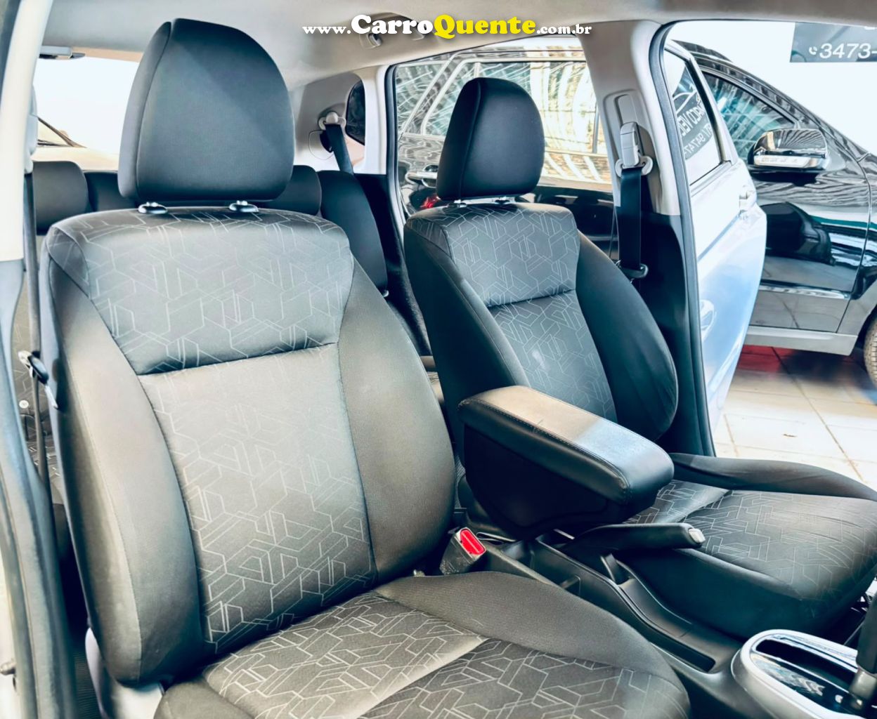 HONDA   FIT LX 1.5 FLEXONE 16V 5P AUT.   PRATA 2017 1.5 FLEX - Loja