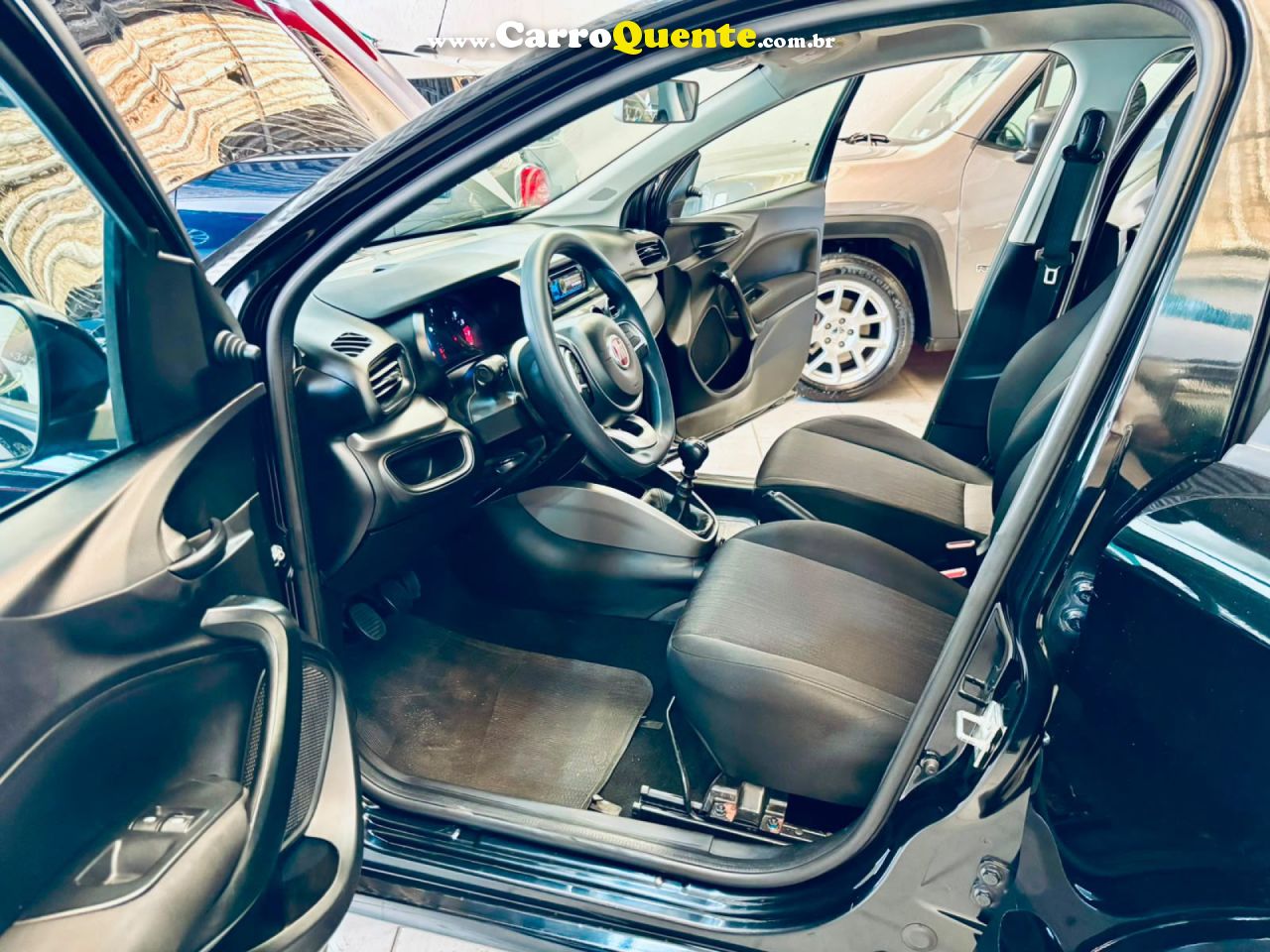 FIAT   ARGO 1.0 6V FLEX.   PRETO 2020 1.0 FLEX - Loja