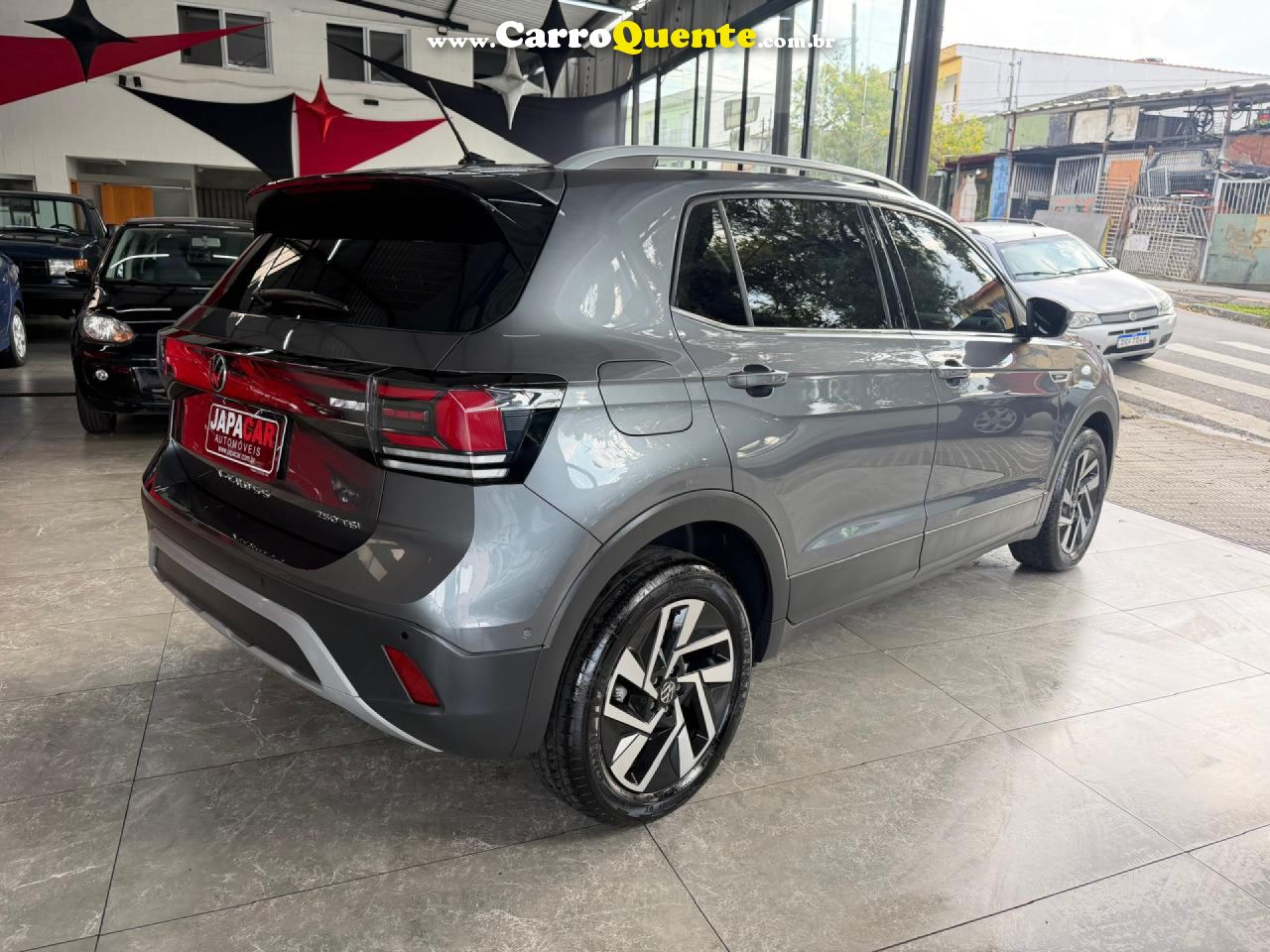 VOLKSWAGEN   T-CROSS HIGHLINE 1.4 TSI FLEX 16V 5P AUT   CINZA 2026 1.4 FLEX - Loja