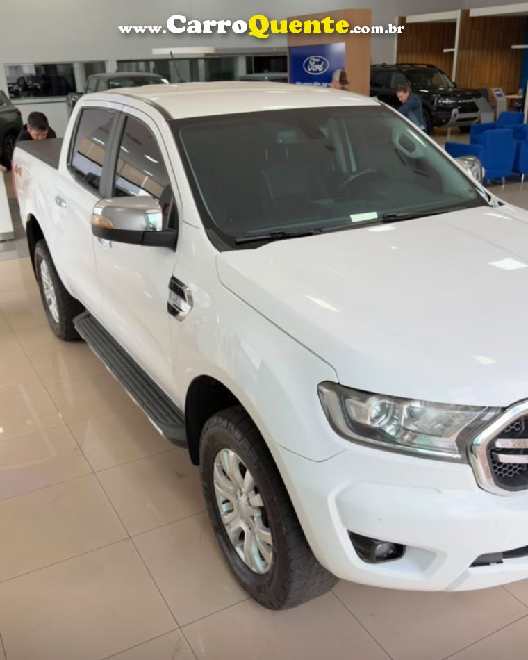 Ford RANGER 3.2 LIMITED 4X4 CD 20V DIESEL 4P AUTOMÁTICO - Loja