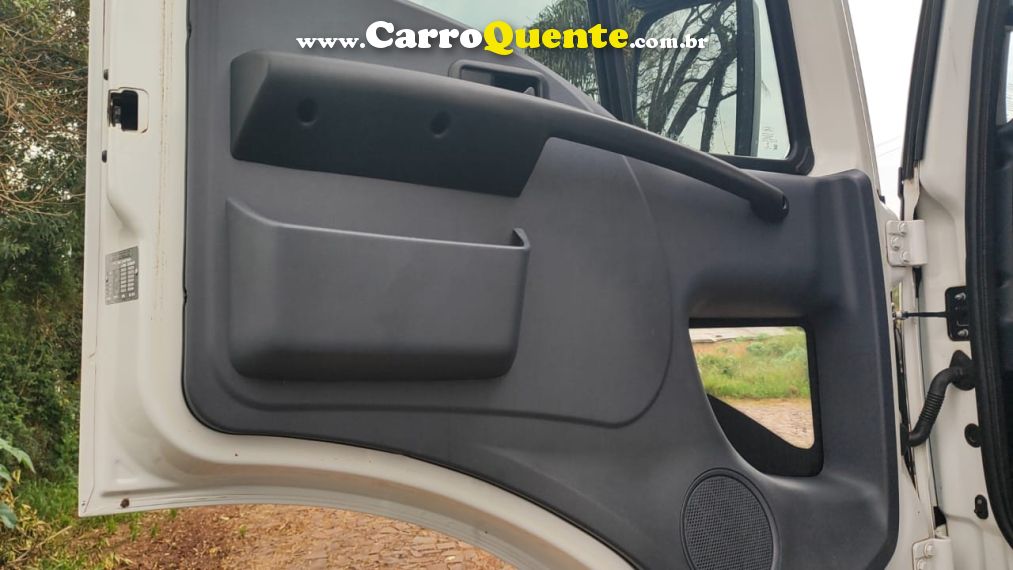Ford Cargo 2629 CARGO 2629 E 6x4 Turbo + Hercules 24000 - Loja