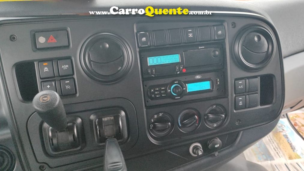 Ford Cargo 2629 CARGO 2629 E 6x4 Turbo + Hercules 24000 - Loja