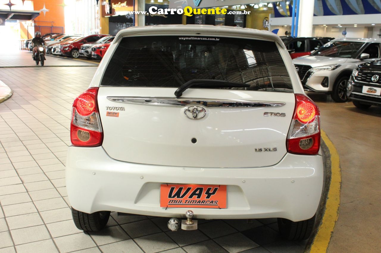 TOYOTA ETIOS 1.5 XLS 16V 2017 - Loja