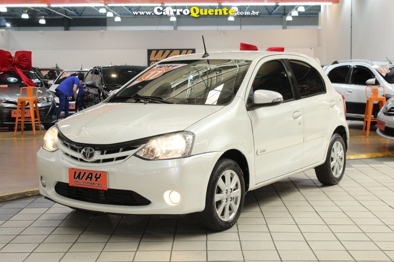 TOYOTA ETIOS 1.5 XLS 16V 2017 - Loja