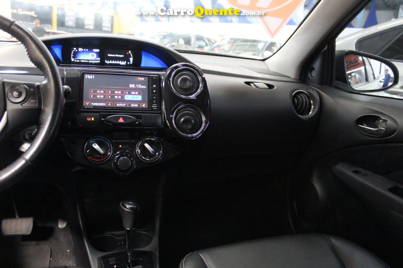 TOYOTA ETIOS 1.5 XLS 16V 2017 - Loja