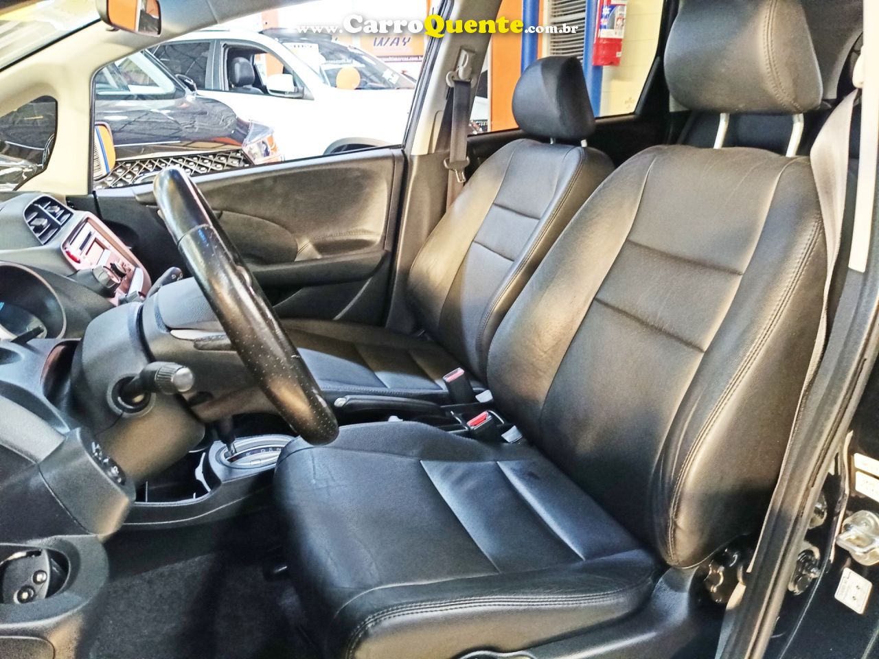 HONDA FIT 1.4 LX 16V 2014 - Loja