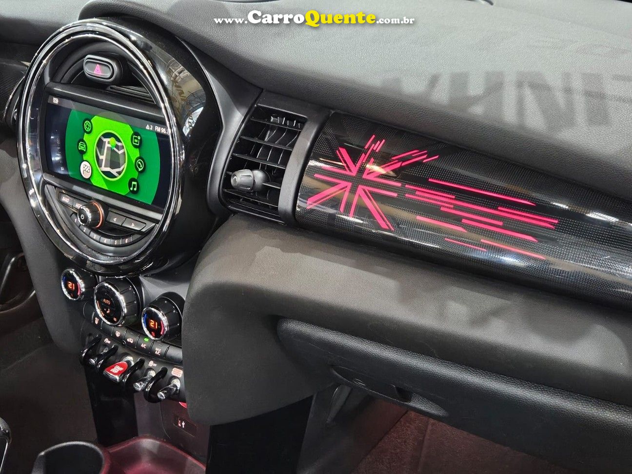 MINI COOPER 2.0 16V TWINPOWER S CABRIO 2020 - Loja