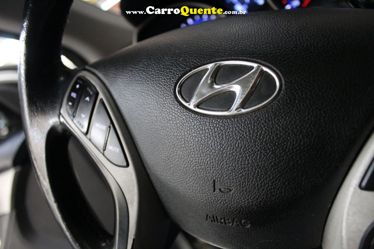 HYUNDAI ELANTRA 1.8 GLS 16V 2012 - Loja