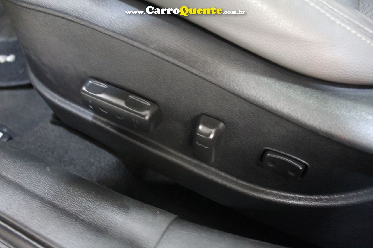 HYUNDAI ELANTRA 1.8 GLS 16V 2012 - Loja