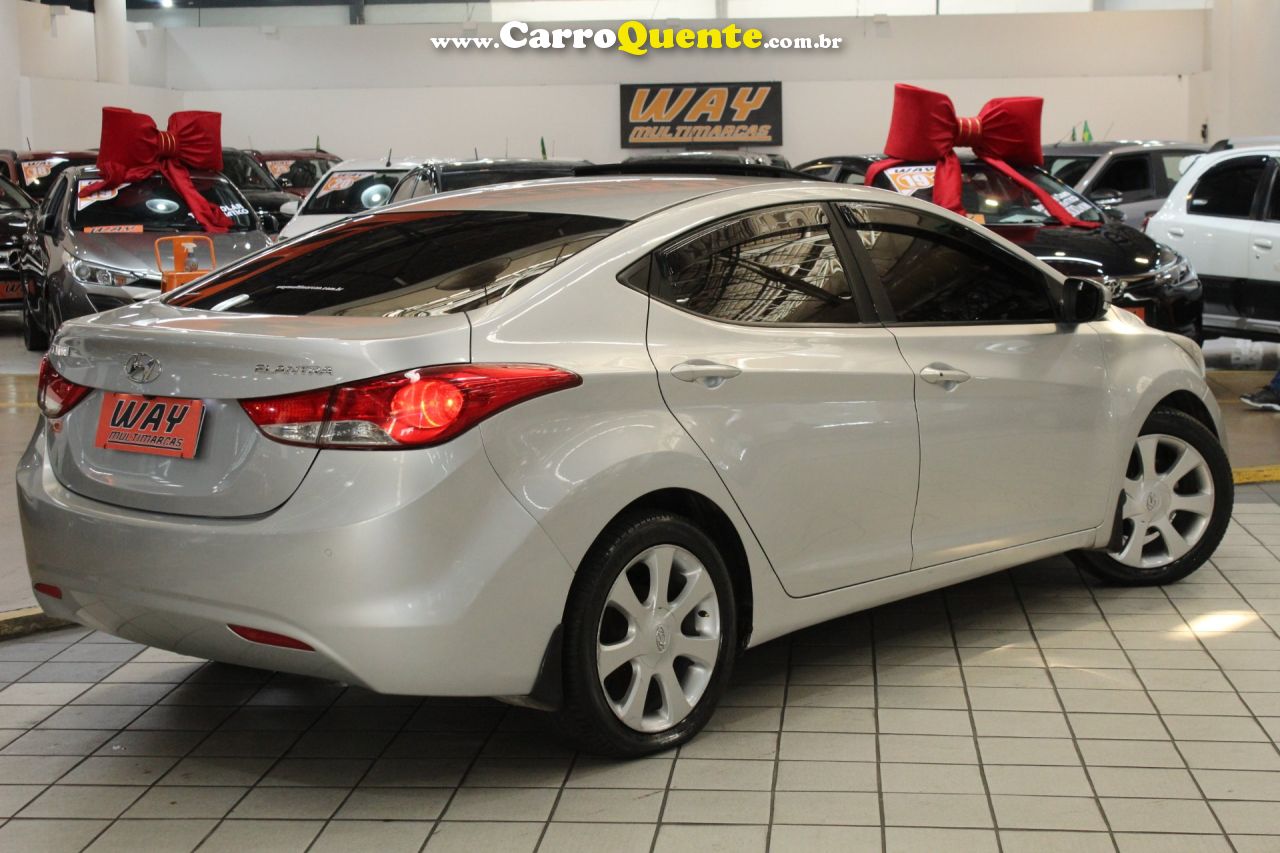 HYUNDAI ELANTRA 1.8 GLS 16V 2012 - Loja