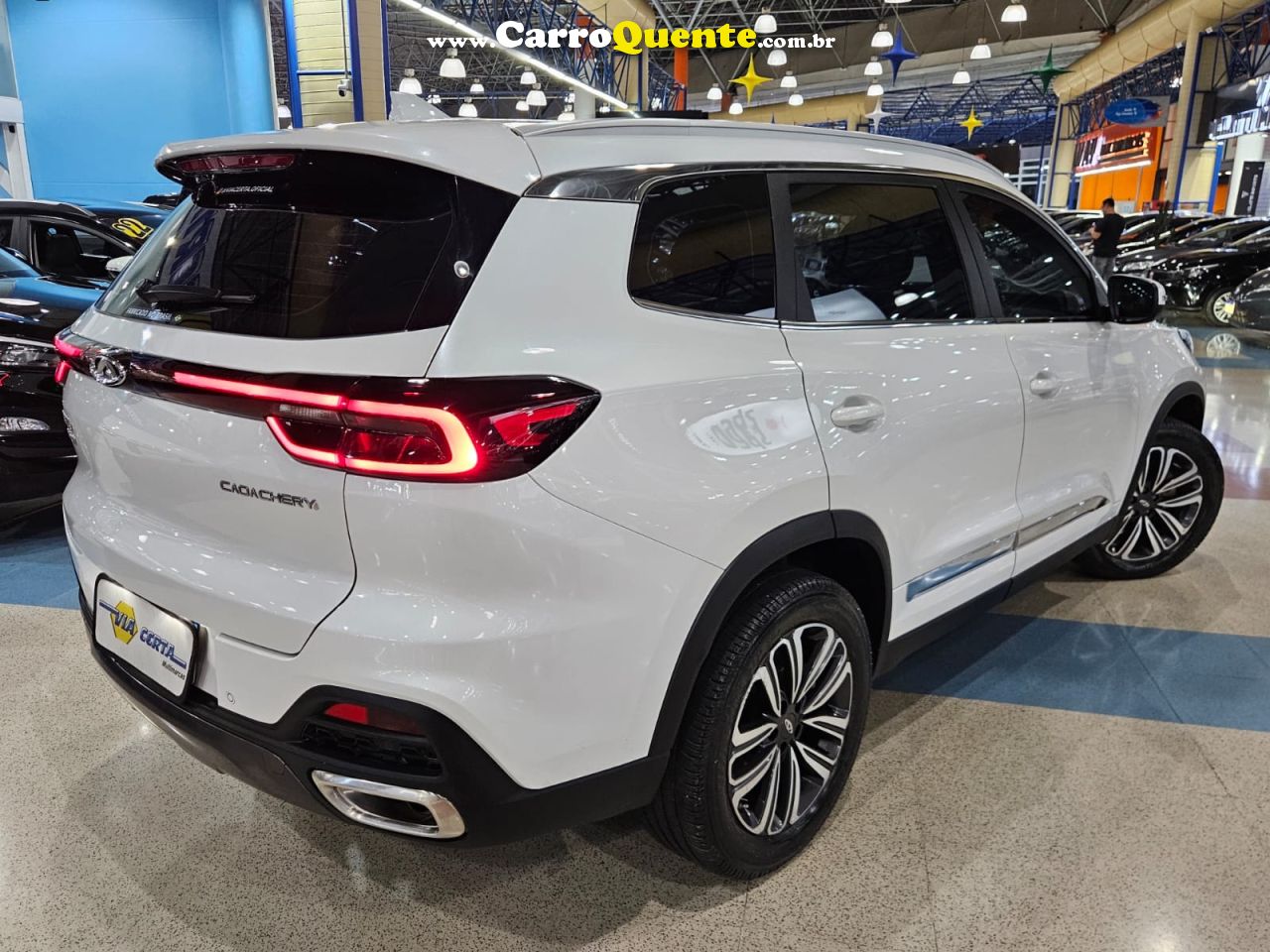 CHERY TIGGO 8 1.6 TURBO TXS * GARANTIA DE FÁBRICA * 2023 - Loja