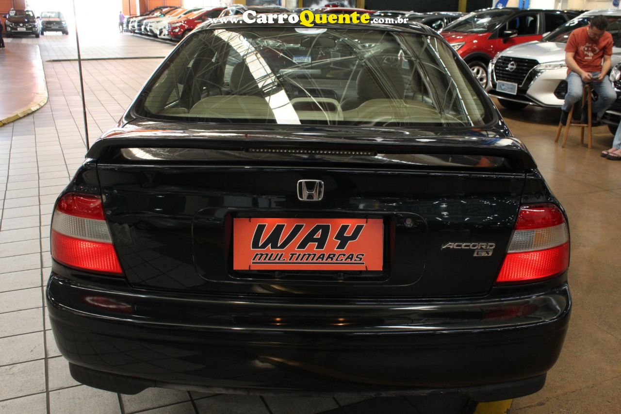 HONDA ACCORD 2.2 EX 16V 1995 - Loja
