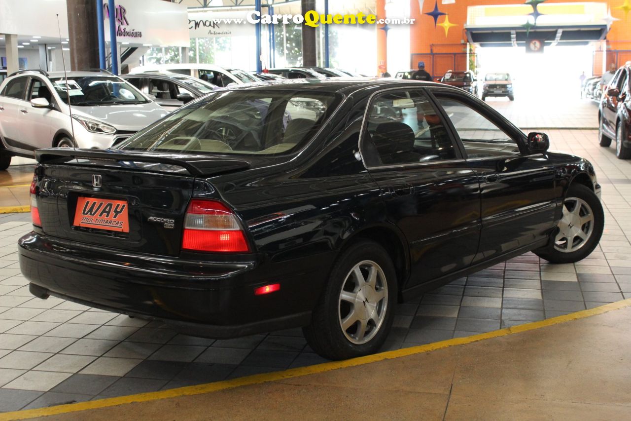 HONDA ACCORD 2.2 EX 16V 1995 - Loja