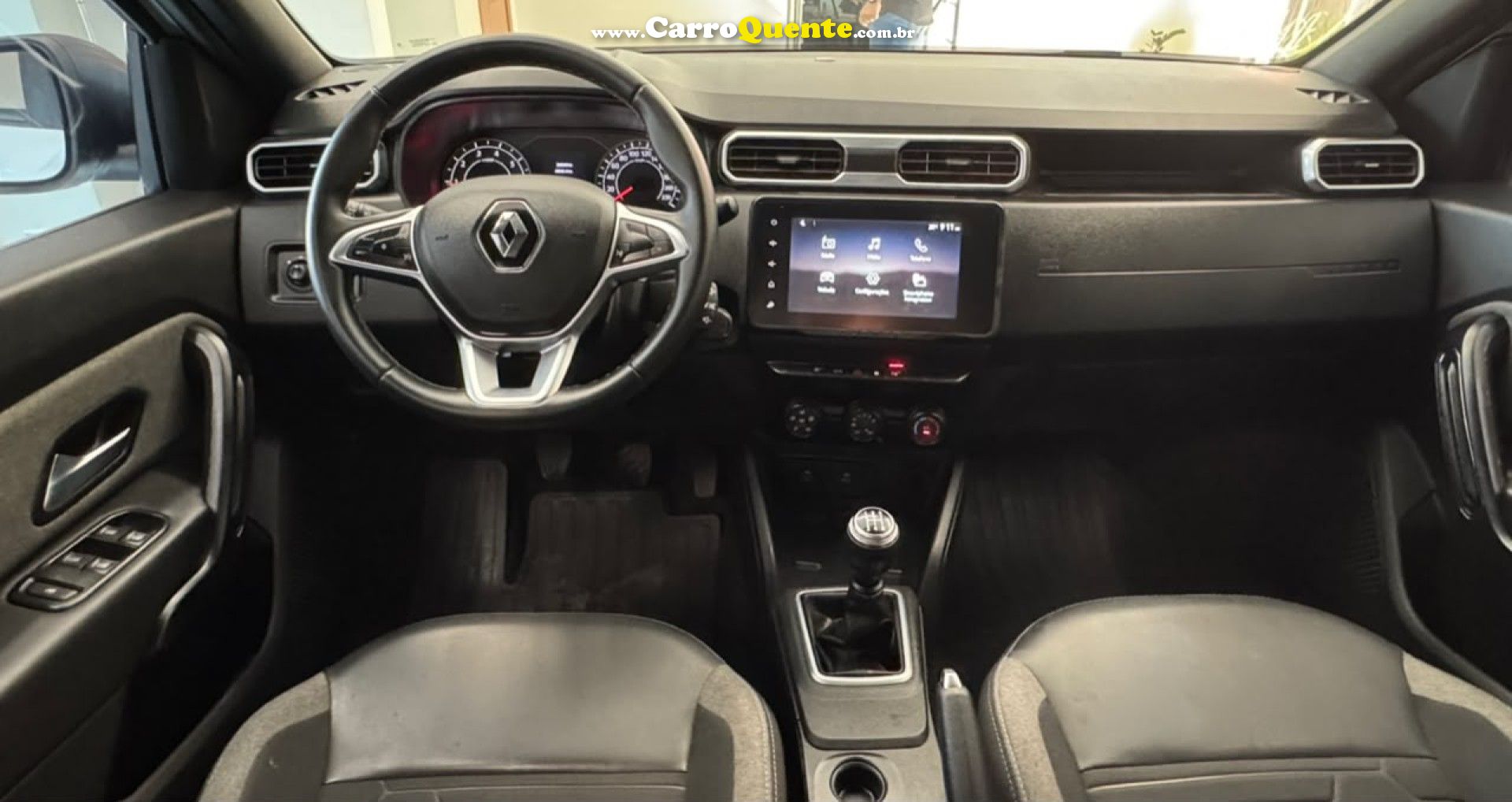RENAULT   DUSTER INTENSE PLUS FLEX 1.6 MT   BRANCO 2025 1.6 FLEX - Loja