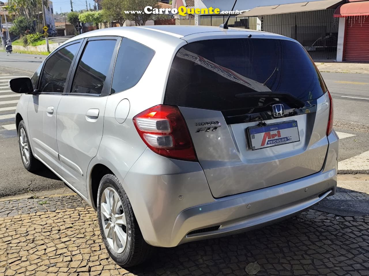 HONDA   FIT LX 1.4 1.4 FLEX 8V16V 5P MEC.   PRATA 2013 1.4 FLEX - Loja