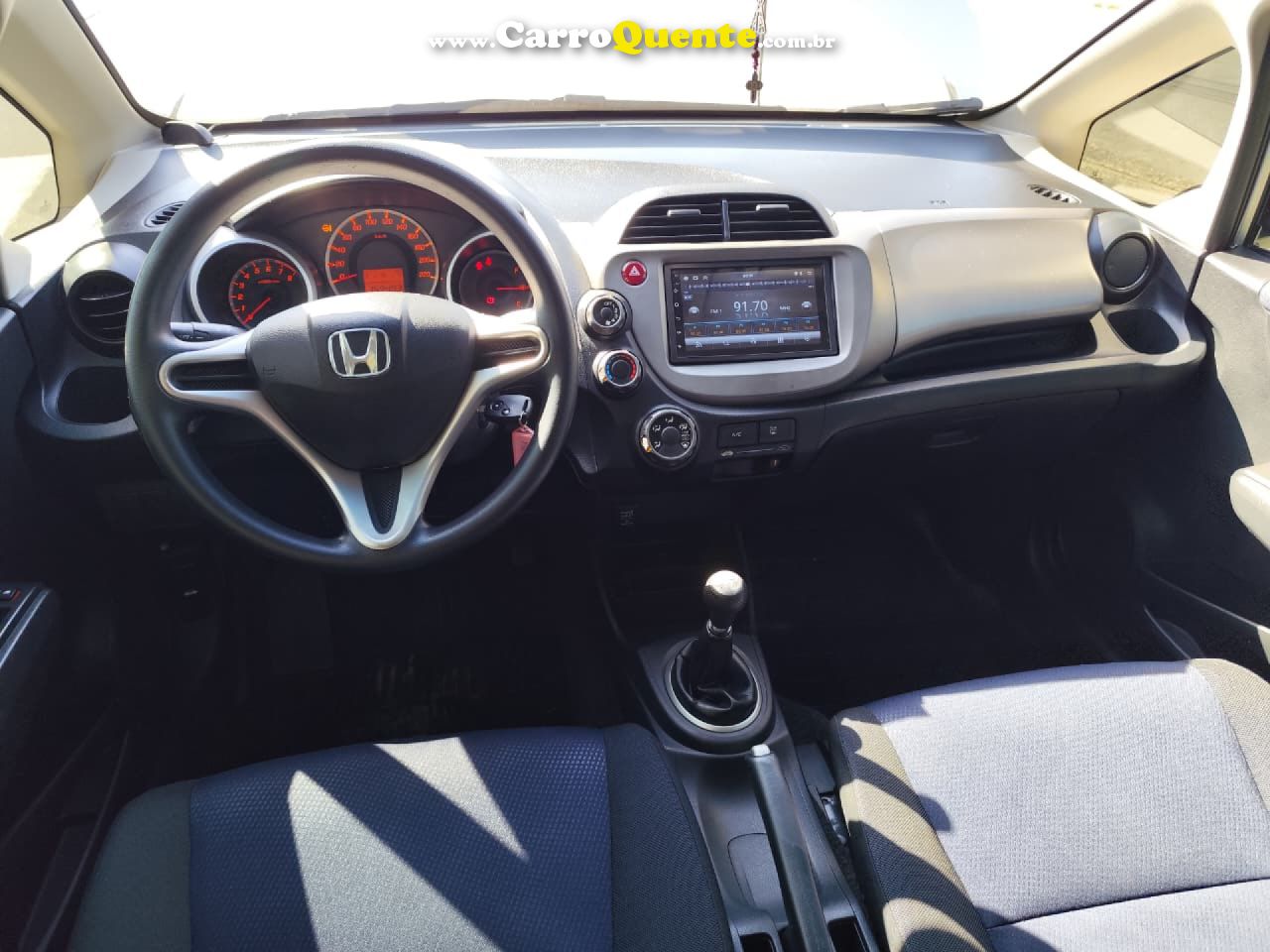 HONDA   FIT LX 1.4 1.4 FLEX 8V16V 5P MEC.   PRATA 2013 1.4 FLEX - Loja