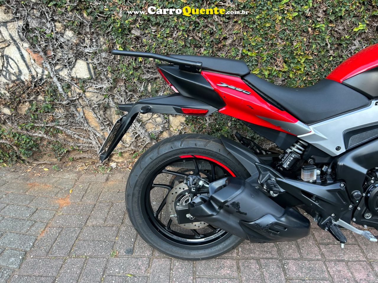 BAJAJ   DOMINAR 250   VERMELHO 2025 250 GASOLINA - Loja