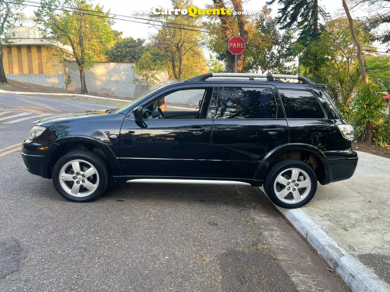 MITSUBISHI   AIRTREK 2.4 16V 163CV 136CV 4X4 5P AUT.   PRETO 2007 2.4 GASOLINA - Loja
