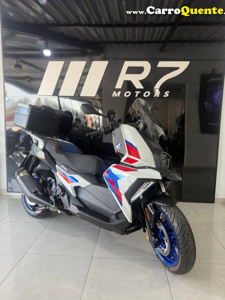 BMW   C400 X SPORT   BRANCO 2024 400 GASOLINA - Loja