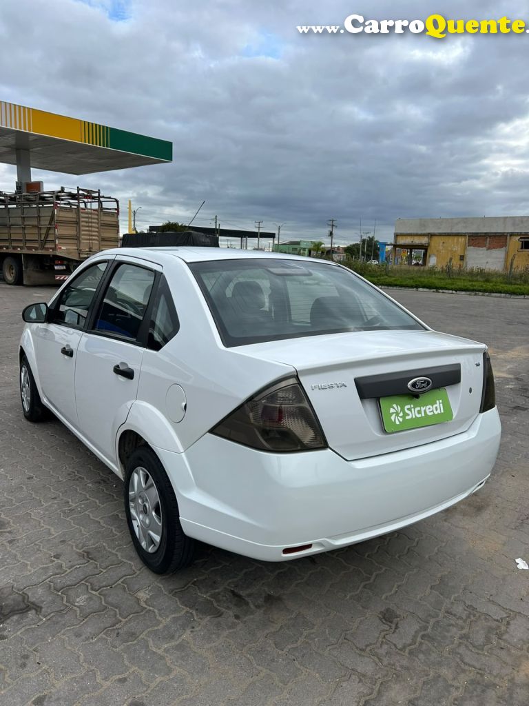 FORD   FIESTA SED. 1.6 8V FLEX 4P   BRANCO 2011 1.6 FLEX - Loja