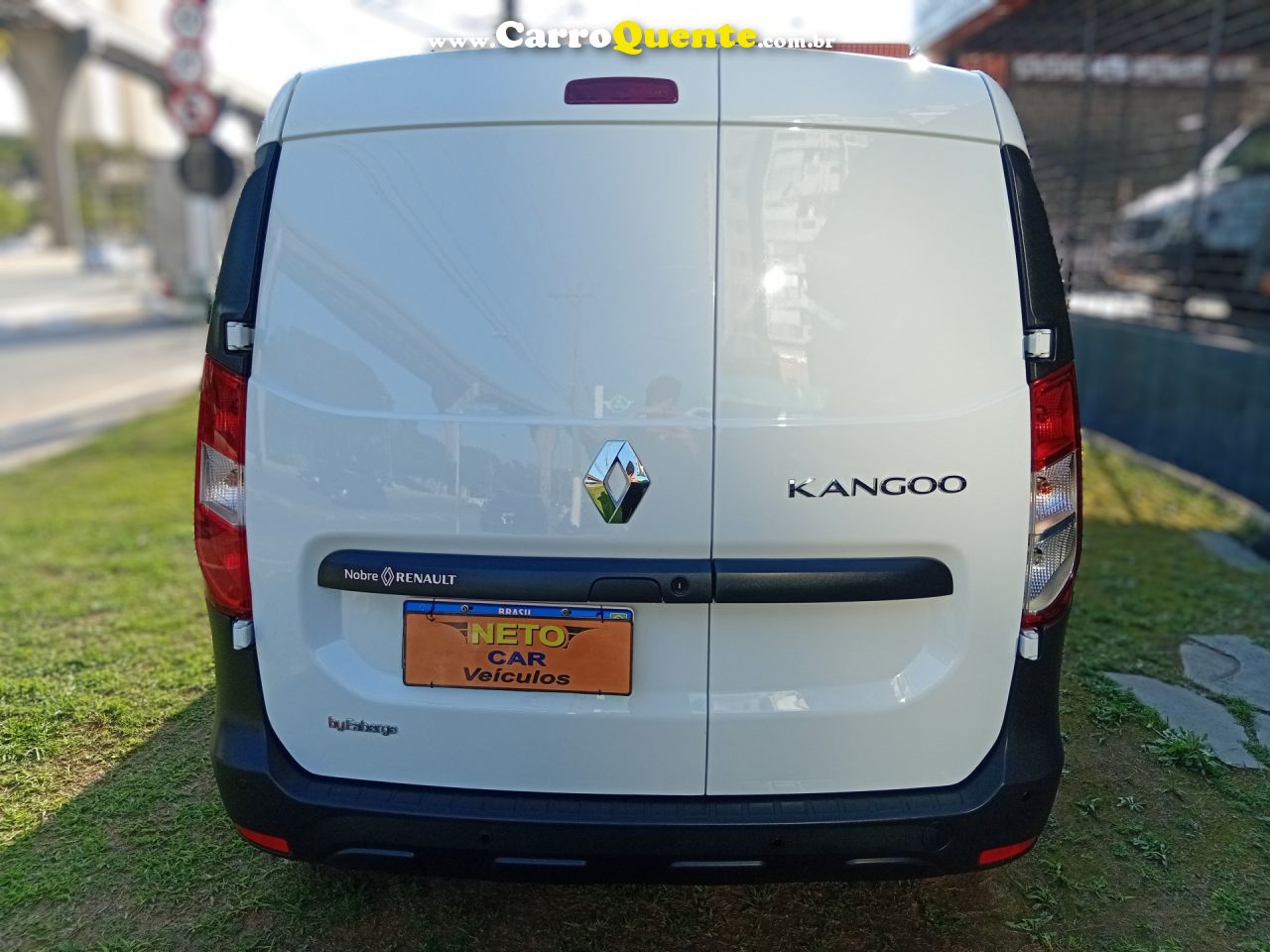 RENAULT   KANGOO EX PRO   BRANCO 2025 1.6 FLEX - Loja