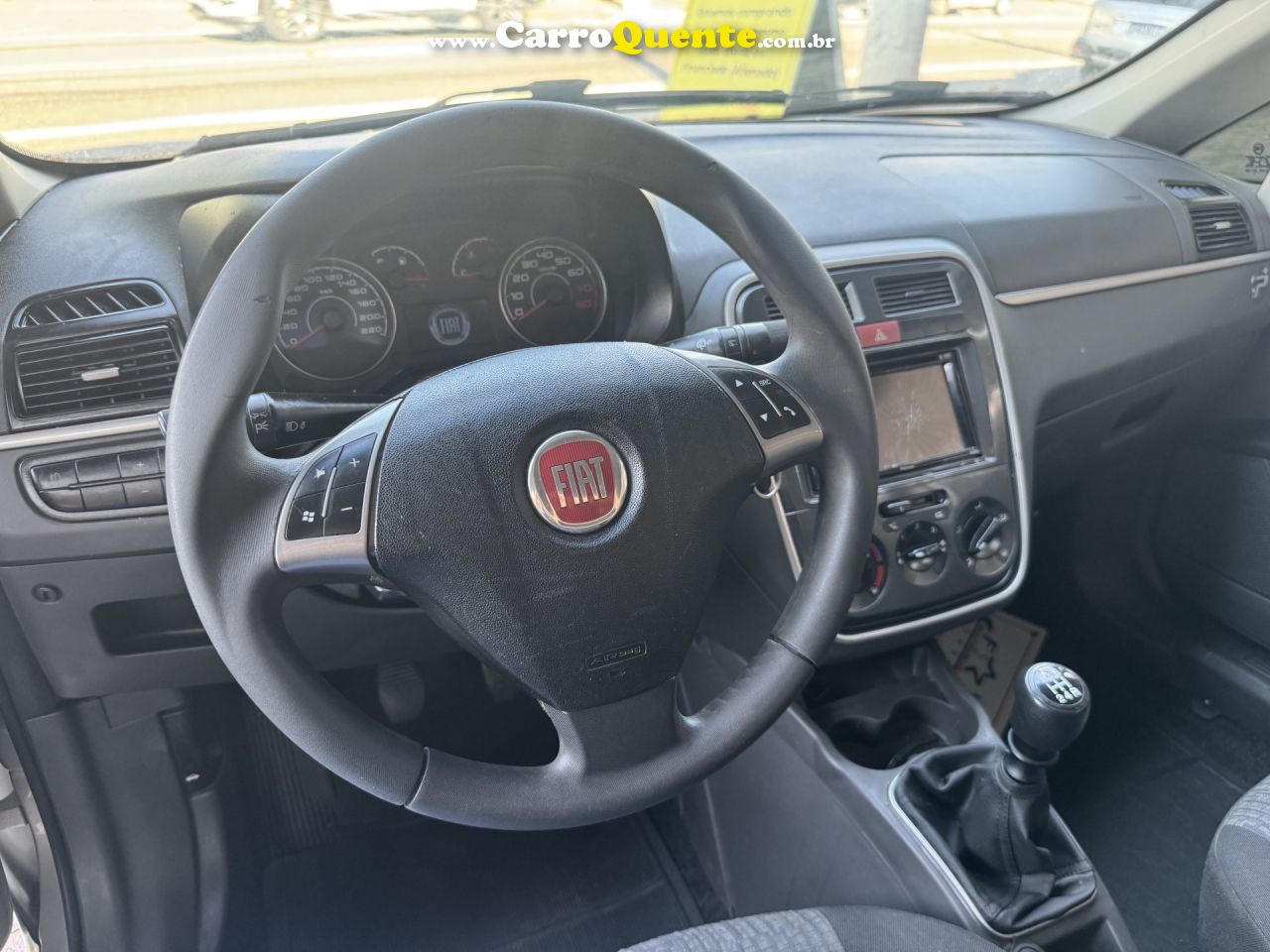 FIAT   PUNTO ESSENCE 1.6 FLEX 16V 5P   PRATA 2012 1.6 FLEX - Loja