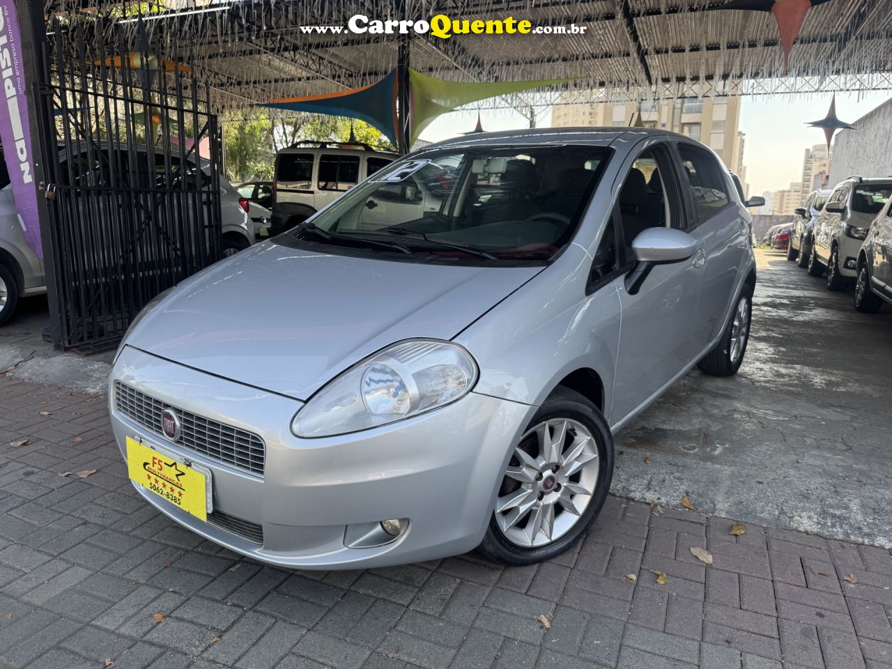 FIAT   PUNTO ESSENCE 1.6 FLEX 16V 5P   PRATA 2012 1.6 FLEX - Loja