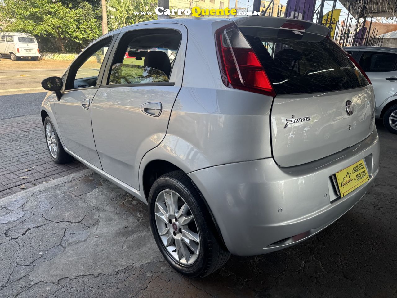FIAT   PUNTO ESSENCE 1.6 FLEX 16V 5P   PRATA 2012 1.6 FLEX - Loja