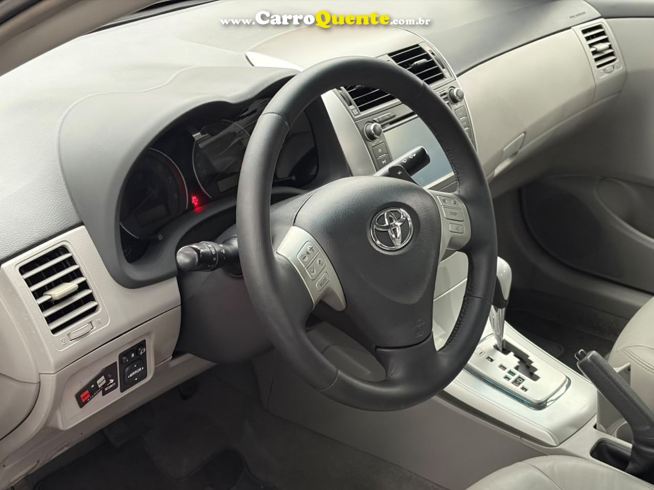 TOYOTA   COROLLA XEI 2.0 FLEX 16V AUT.   PRETO 2013 2.0 FLEX - Loja