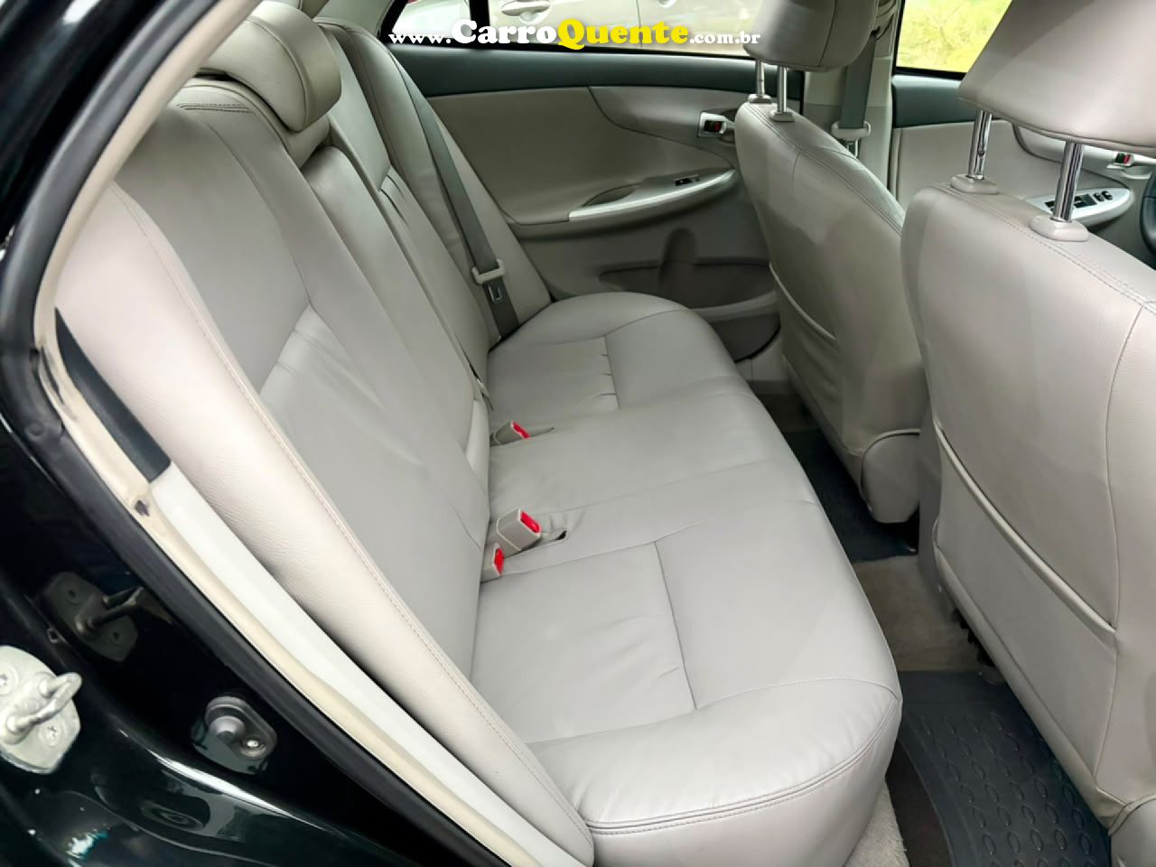 TOYOTA   COROLLA XEI 2.0 FLEX 16V AUT.   PRETO 2013 2.0 FLEX - Loja