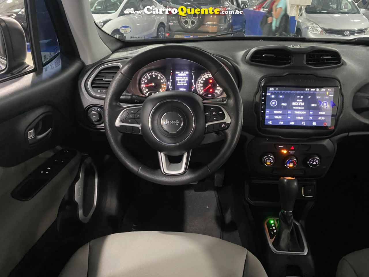 JEEP   RENEGADE1.8 4X2 FLEX 16V AUT.(PCD)   PRETO 2019 1.8 FLEX - Loja