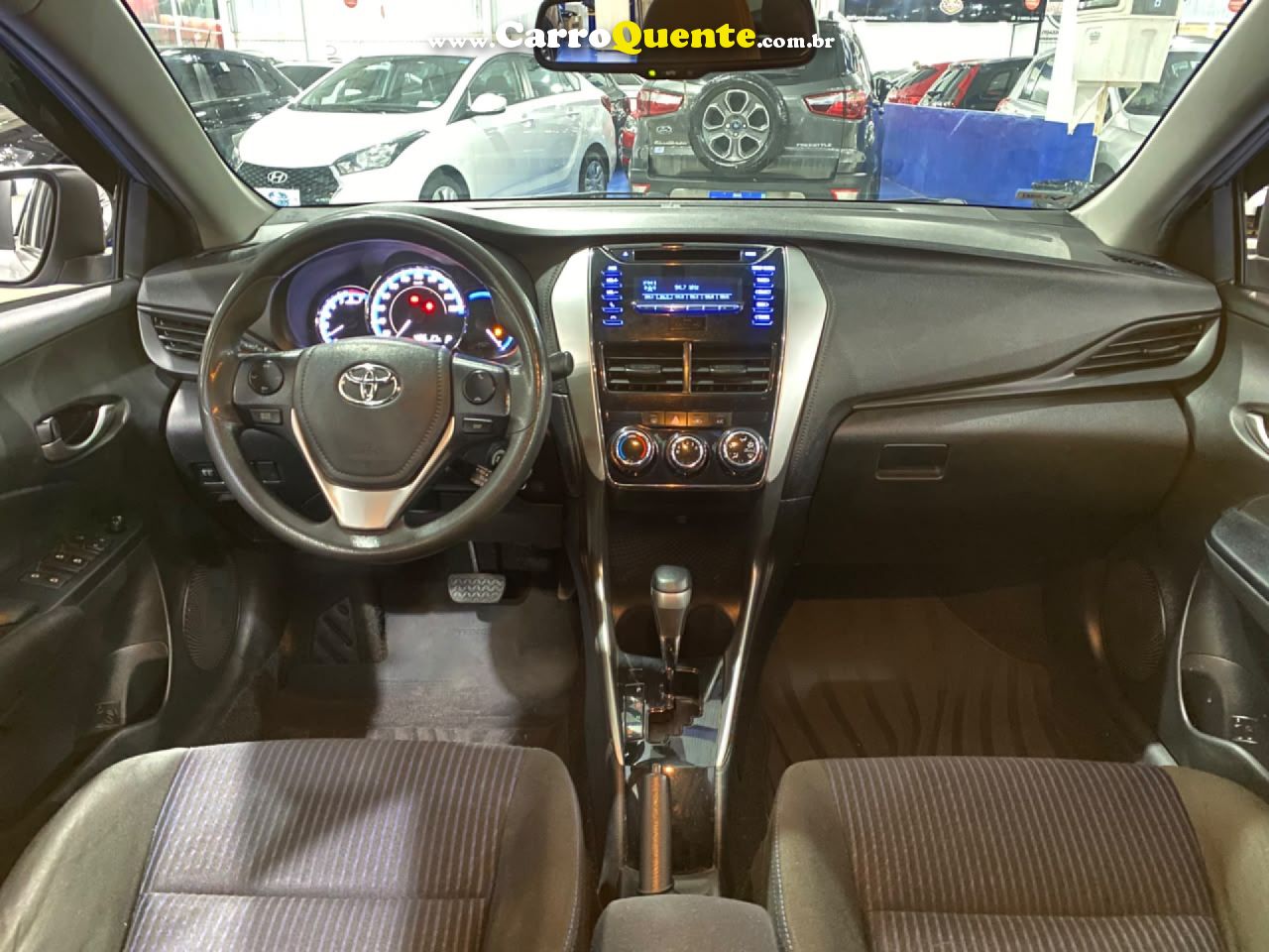TOYOTA   YARIS XL SEDAN 1.5 FLEX 16V 4P AUT.   PRATA 2019 1.5 FLEX - Loja