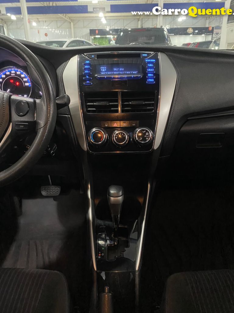 TOYOTA   YARIS XL SEDAN 1.5 FLEX 16V 4P AUT.   PRATA 2019 1.5 FLEX - Loja