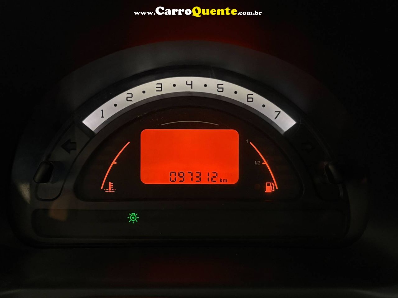 CITROEN C3 1.4 I GLX 8V 2011 - Loja