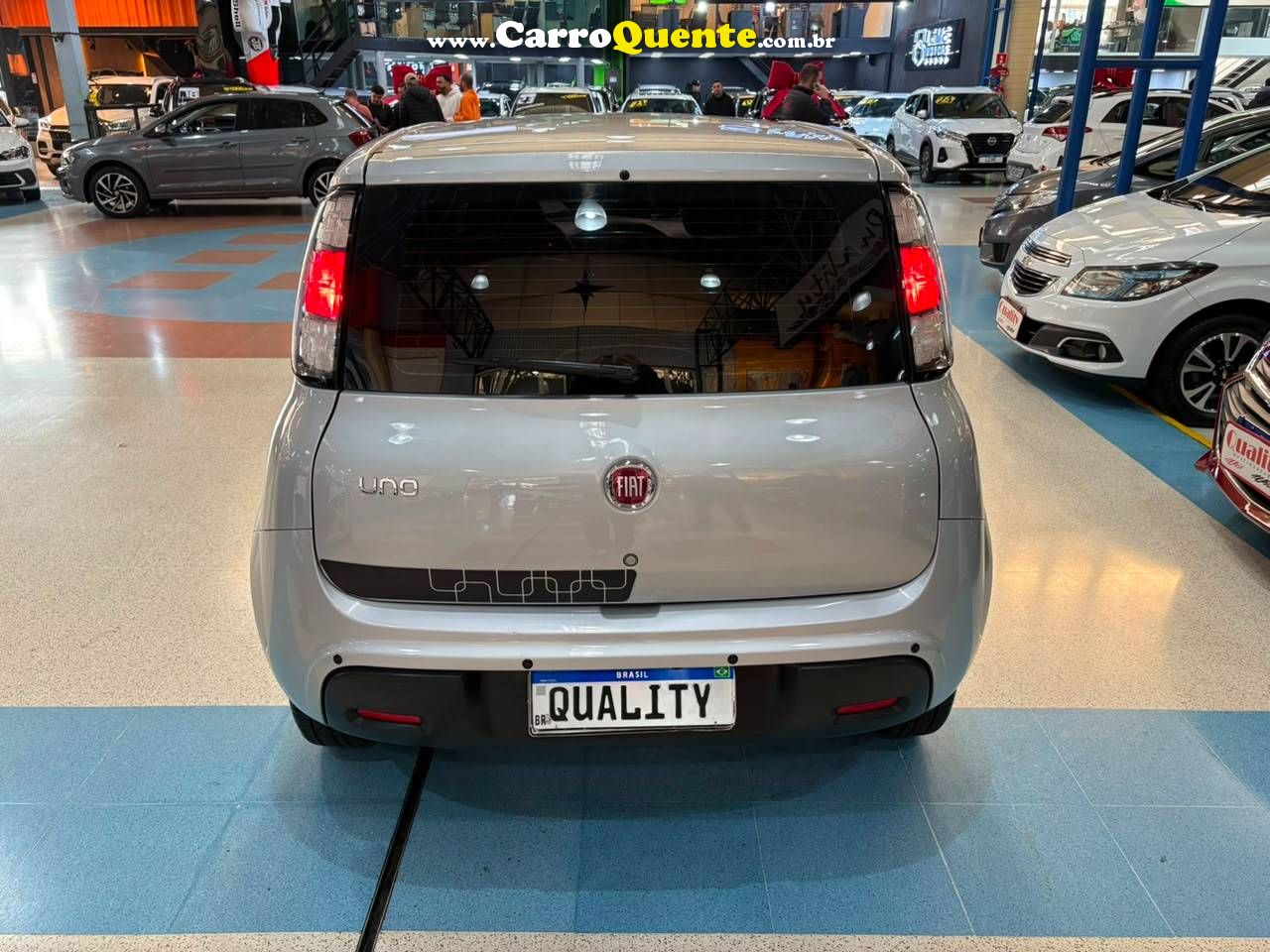 FIAT UNO 1.0 EVO ATTRACTIVE 8V 2019 - Loja
