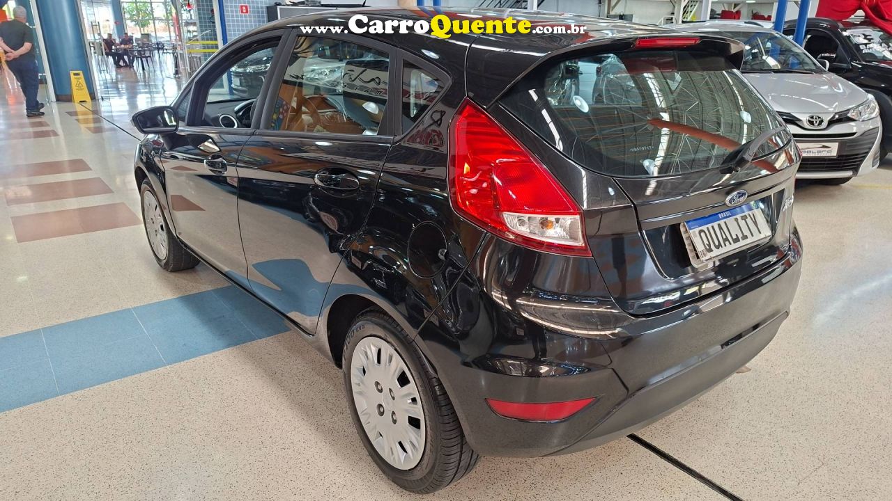 FORD FIESTA 1.6 SE HATCH 16V 2017 - Loja