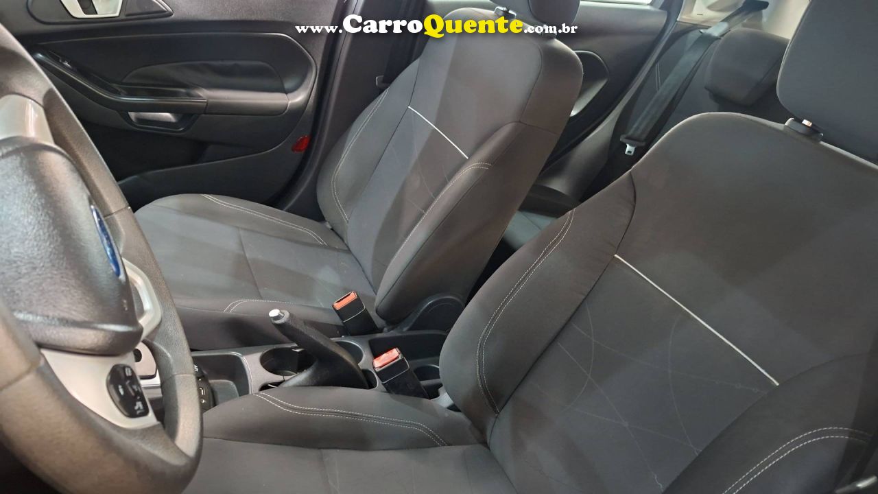 FORD FIESTA 1.6 SE HATCH 16V 2017 - Loja
