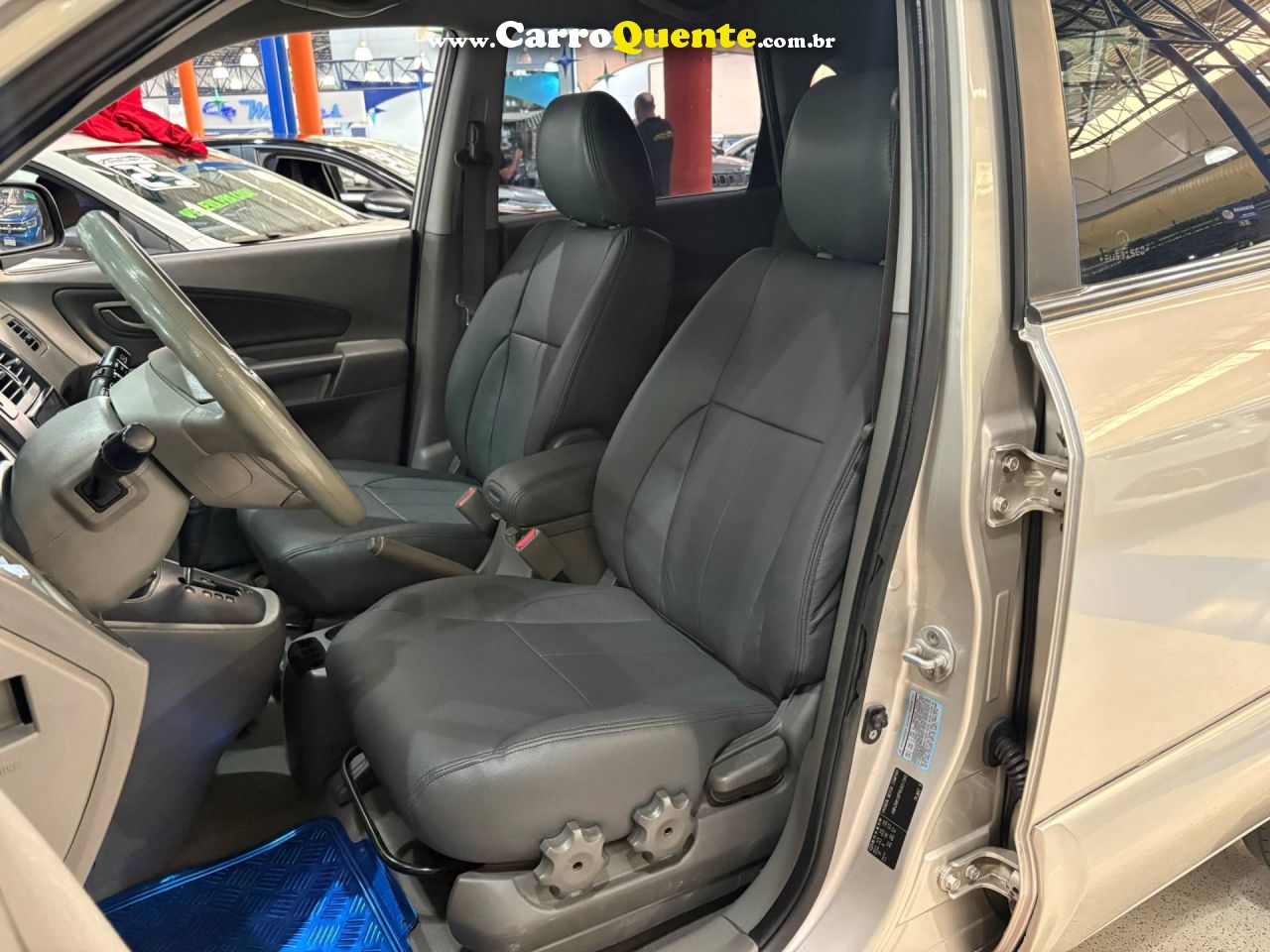 HYUNDAI TUCSON 2.0 MPFI GLS 16V 143CV 2WD 2008 - Loja