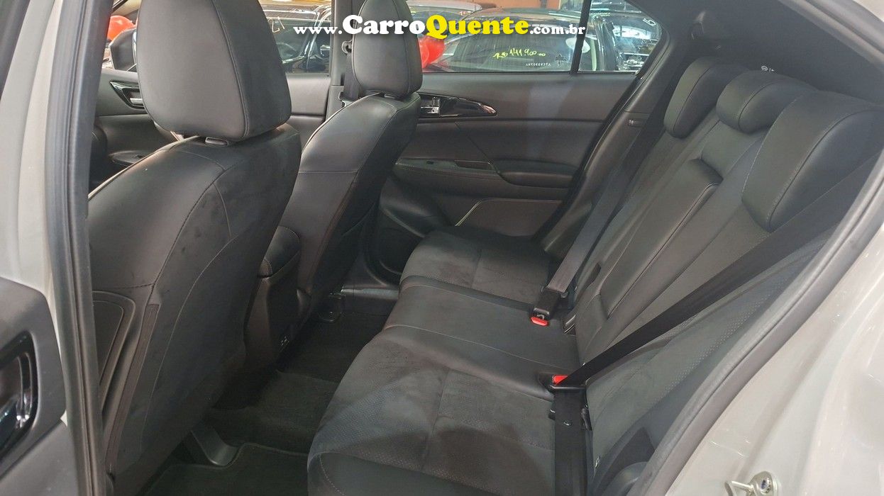 MITSUBISHI ECLIPSE CROSS 1.5 MIVEC TURBO HPE S BLACK S AWC 2026 - Loja
