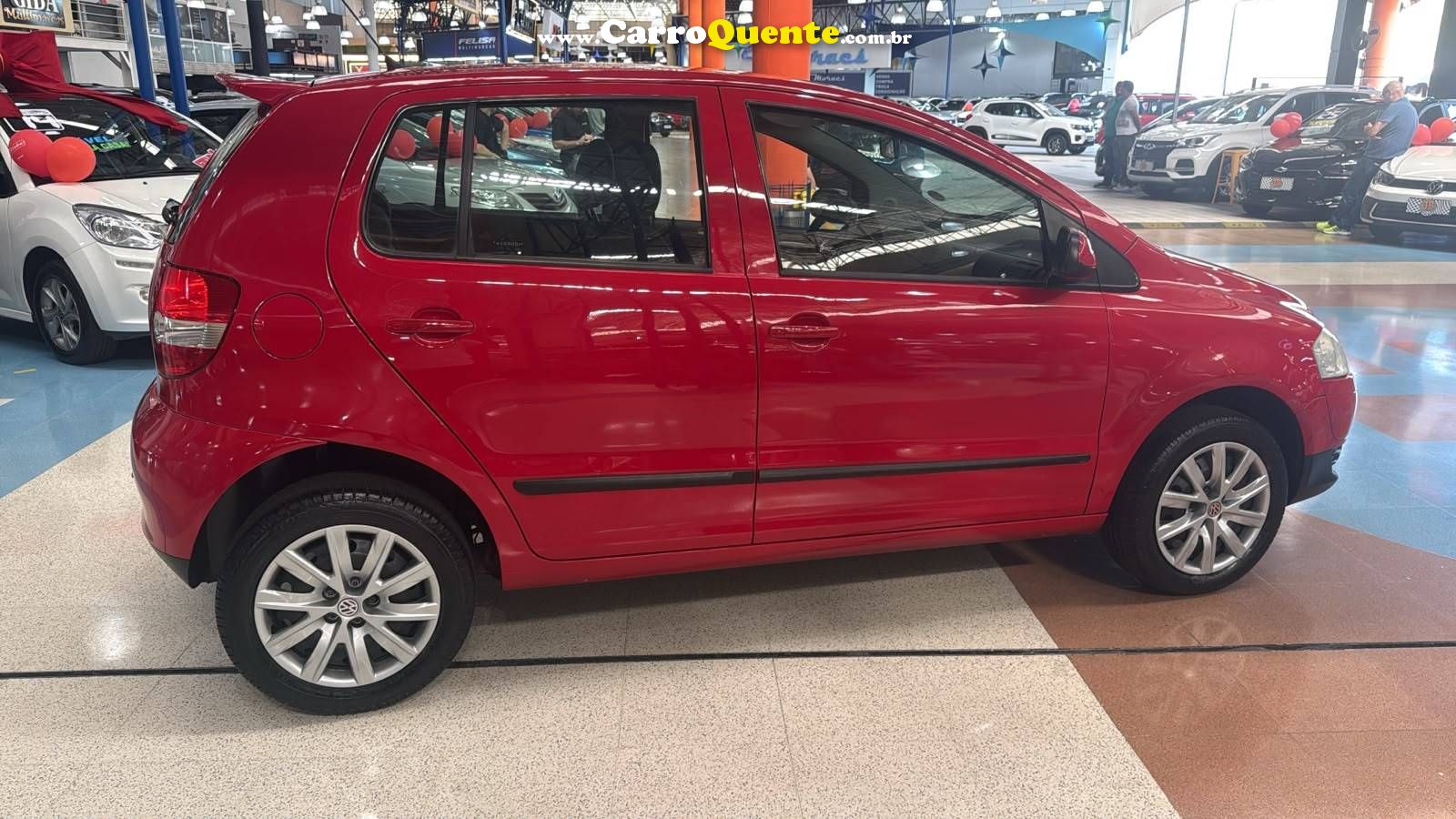 VOLKSWAGEN FOX 1.0 MI TREND 8V 2010 - Loja